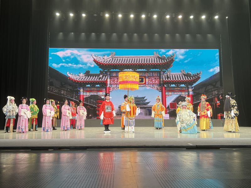 益陽(yáng)市花鼓戲劇團(tuán)有限公司,湖南省花鼓戲演出,湖南大型現(xiàn)代花鼓戲